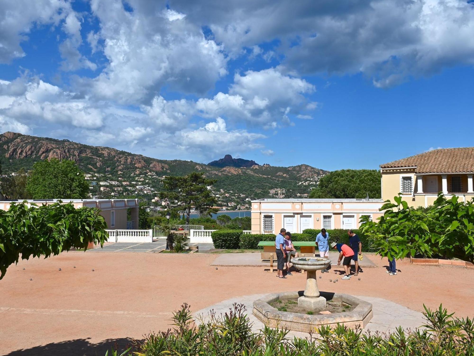 Studio Village Cap Esterel - Le Village-72 By Interhome Saint-Raphael  Exterior photo